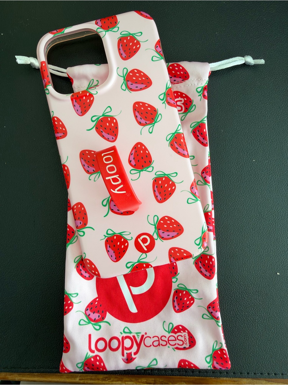 Loopy Case Pink Strawberry iPhone 15 max pro